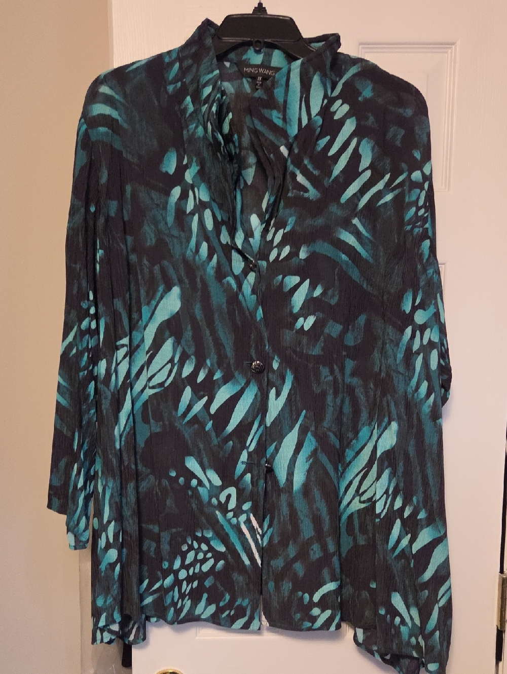 Ming Wang Teal & Black Abstract Print Button-Front Blouse